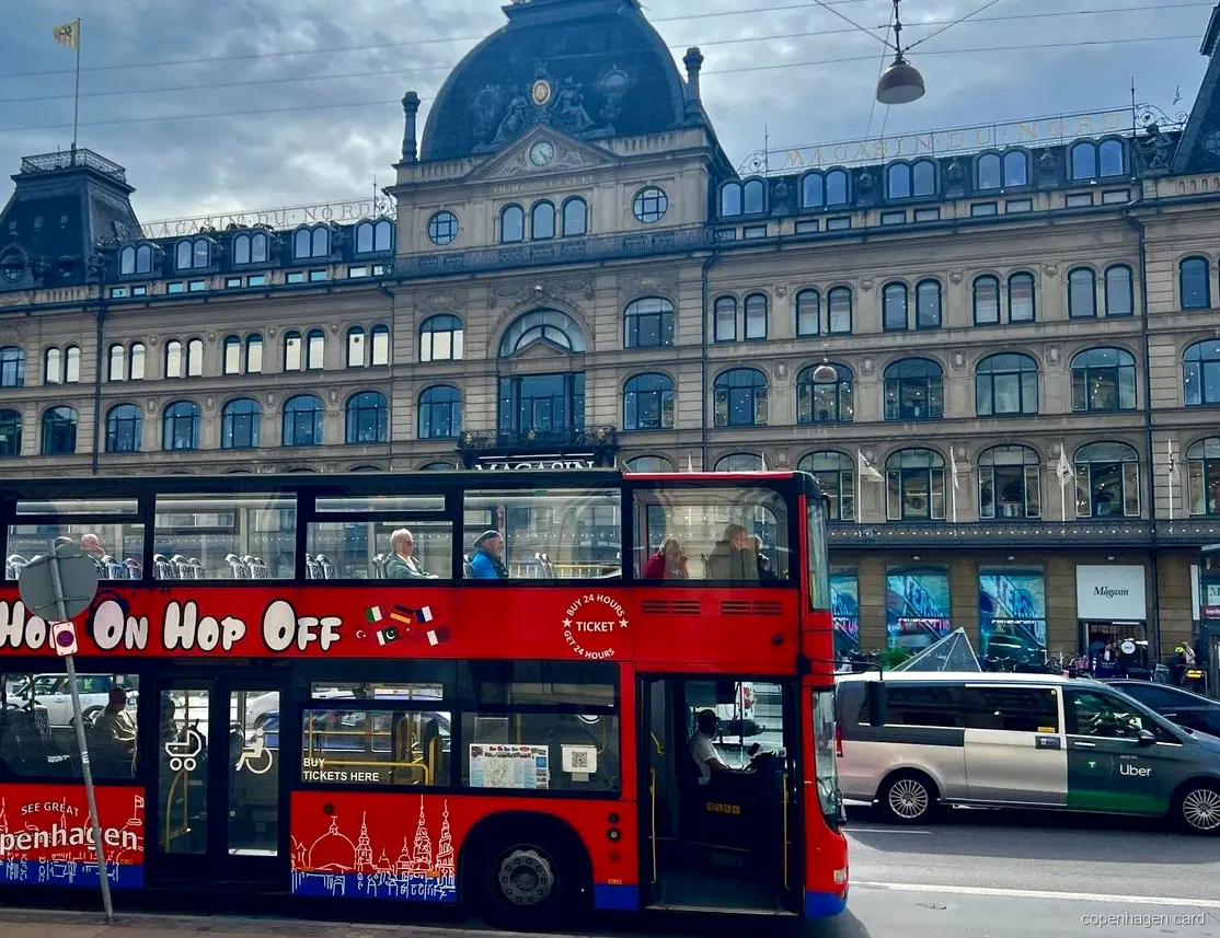 Fermata del percorso dell'Autobus Turistico di Copenaghen al Palazzo Reale